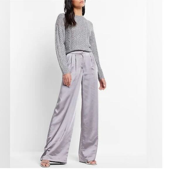 Express Pants - Elegant Gray Wide-Leg Pants